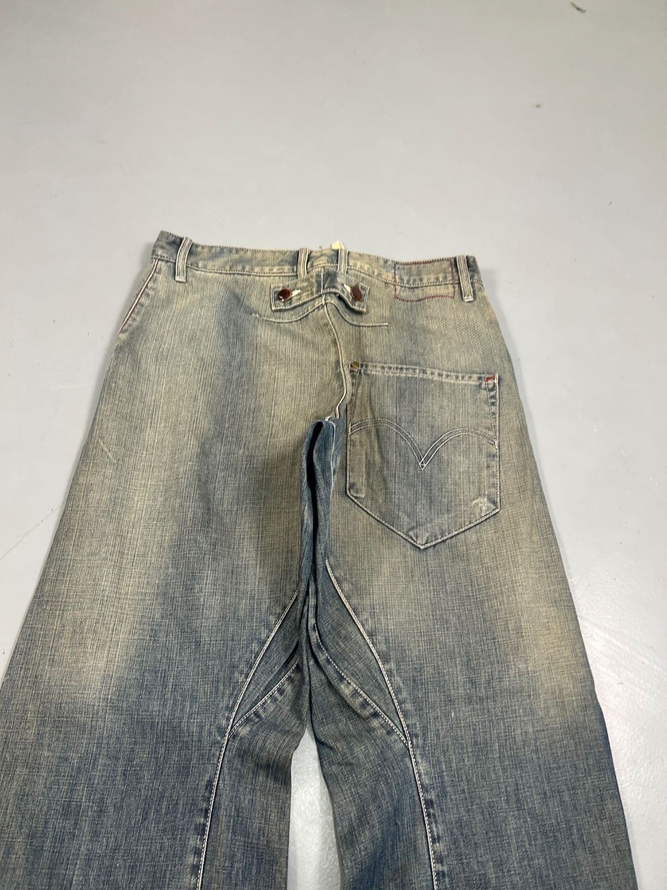 Vintage Levi’s Engineer Jeans Buckle-Belt – Size US 32 / EU 48 — image 7 of 11