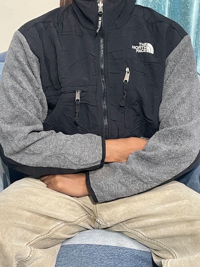 BUNDLE OF VINTAGE THE NORTH FACE FLEECE JACKETS — image 6 of 6