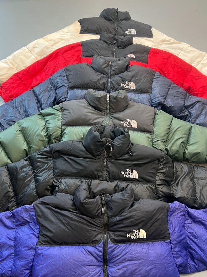 Bundle of  Vintage TNF 700 Mixed Puffer Jackets
