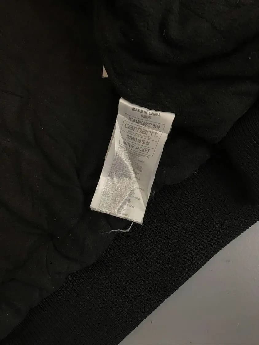 Vintage Carhartt Black Hooded Lined Active Jacket — image 7 of 8