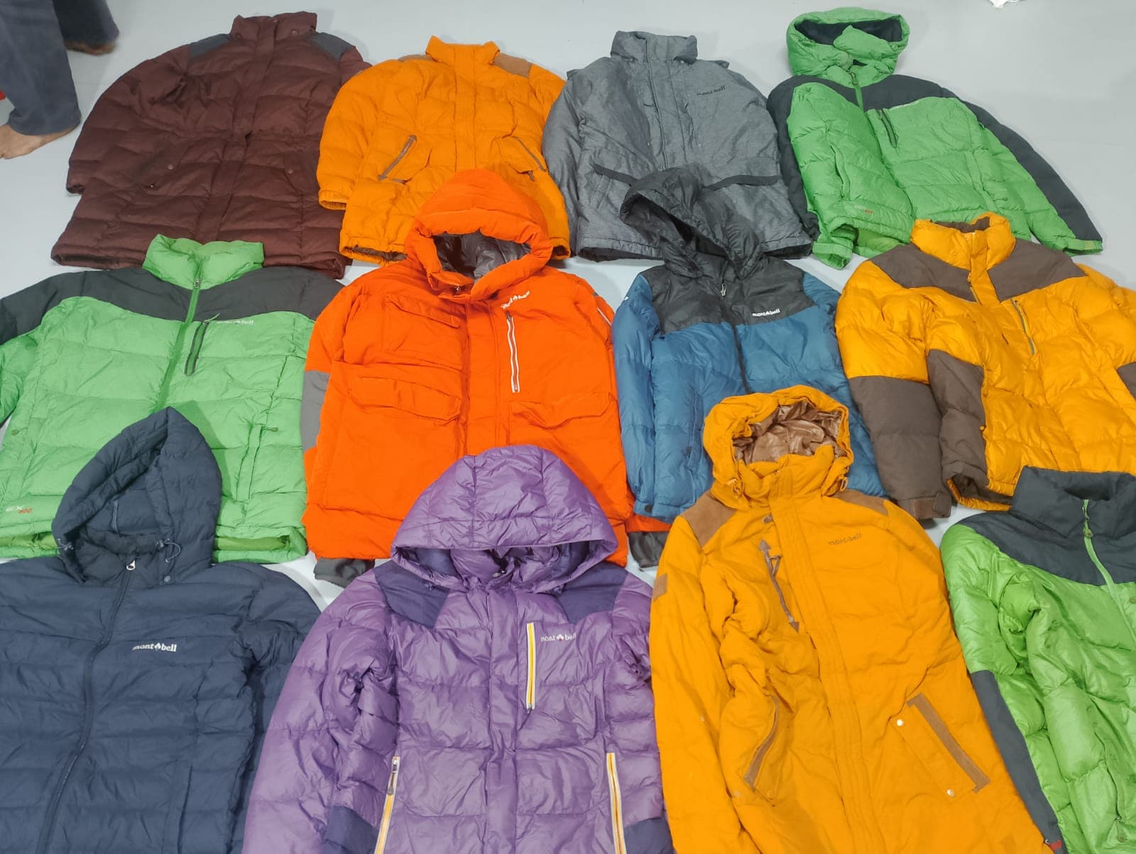 BUNDLE OF VINTAGE MONTBELL PUFFER JACKETS — image 4 of 4