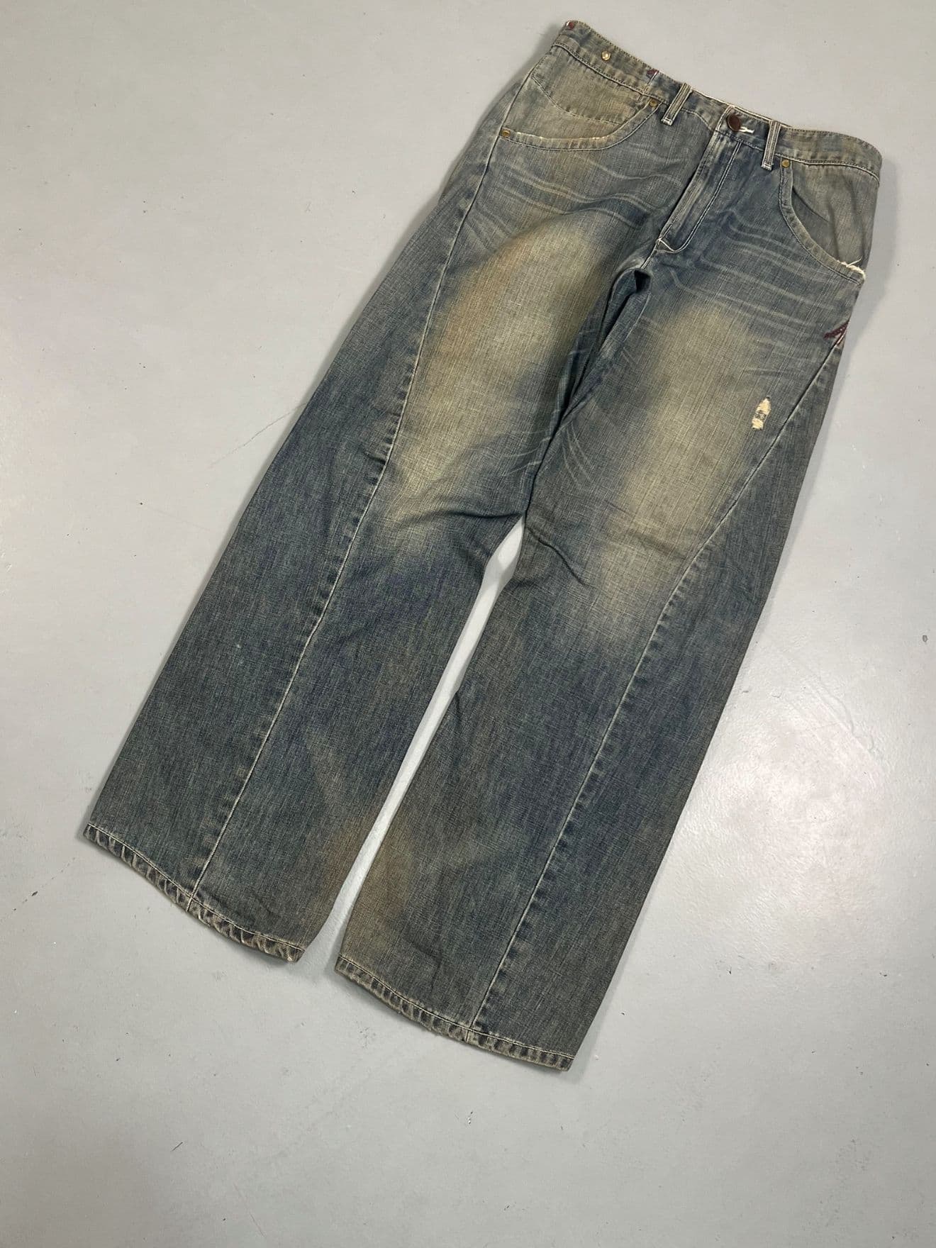 Vintage Levi’s Engineer Jeans Buckle-Belt – Size US 32 / EU 48 — image 11 of 11