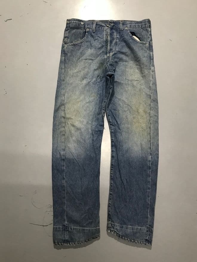 Vintage Levi’s Engineer Jeans – Buckle Belt Denim – Men’s Size 34 (Blue)