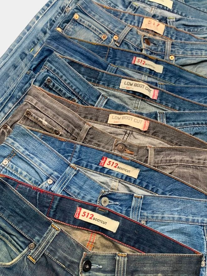 Bundle of 10 Vintage Levi's 512 Bootcut Jeans  — image 3 of 10