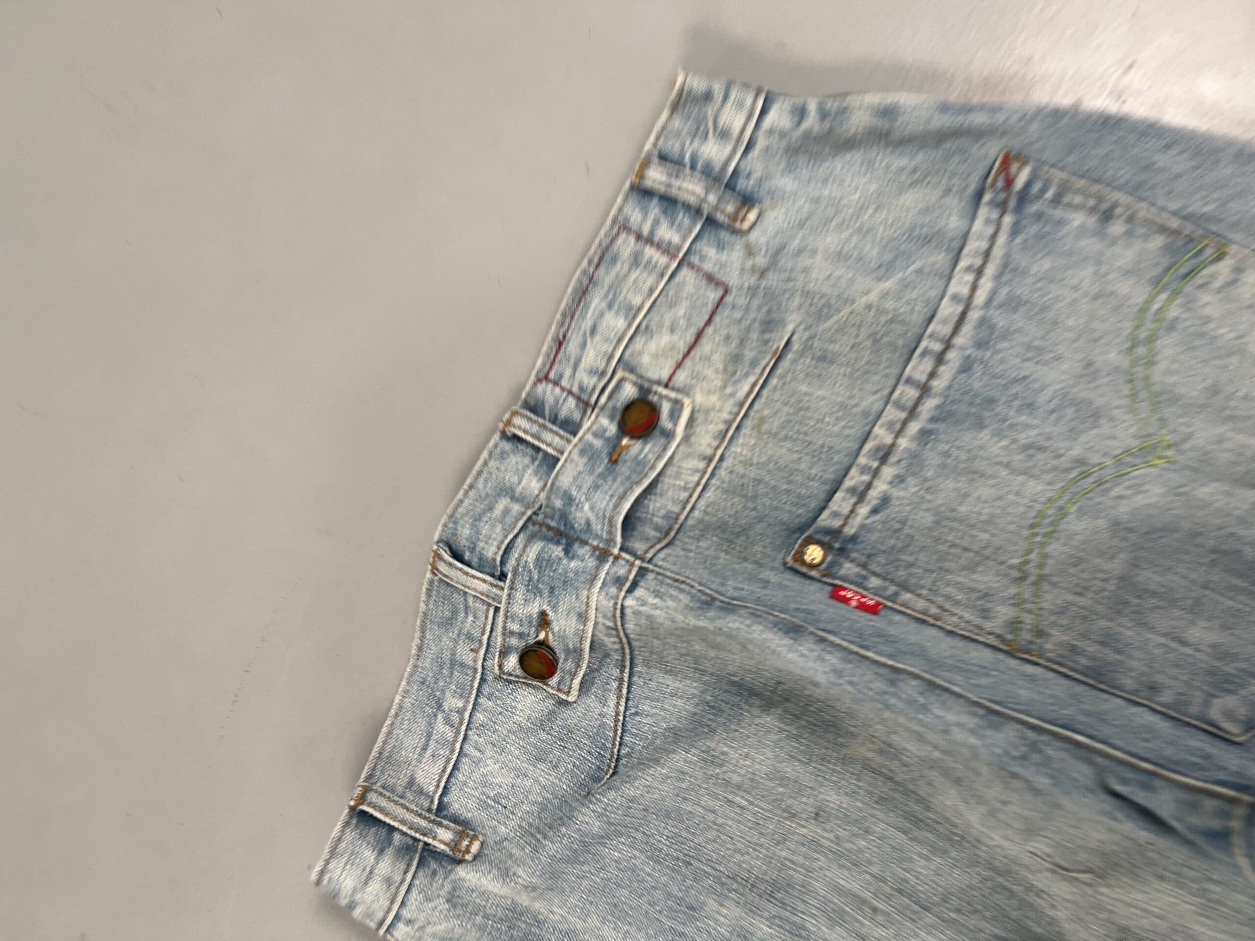 Vintage Levi’s Engineer Jeans Buckle Belt Denim – Size US 32 / EU 48 alternate