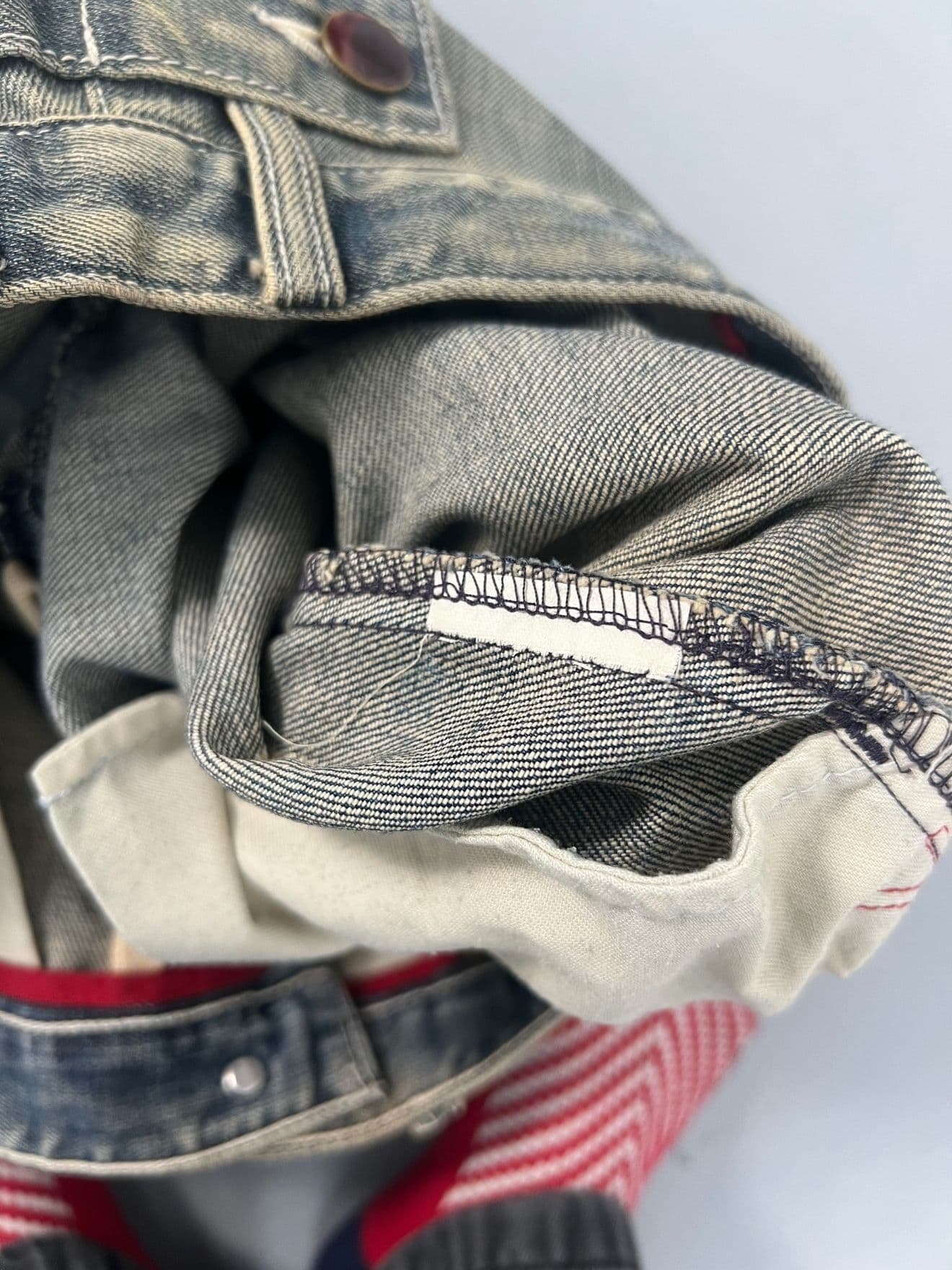 Vintage Levi’s Engineer Jeans Buckle-Belt – Size US 32 / EU 48 alternate