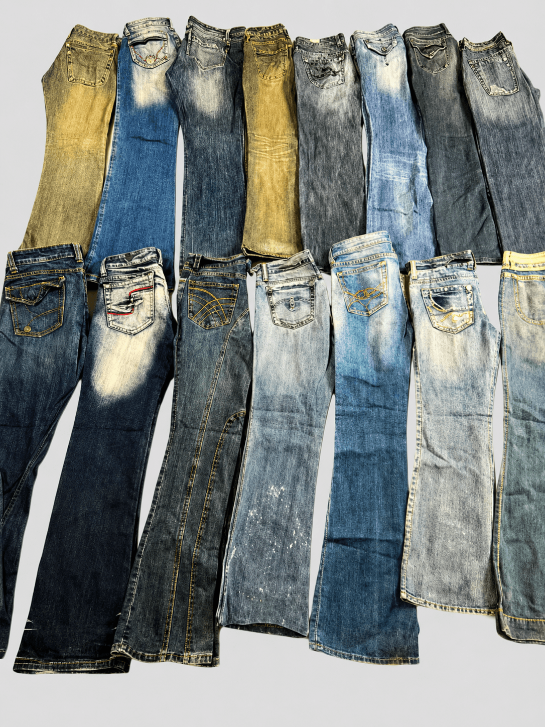 BUNDLE OF VINTAGE WOMEN'S Y2K BOOTCUT DENIM