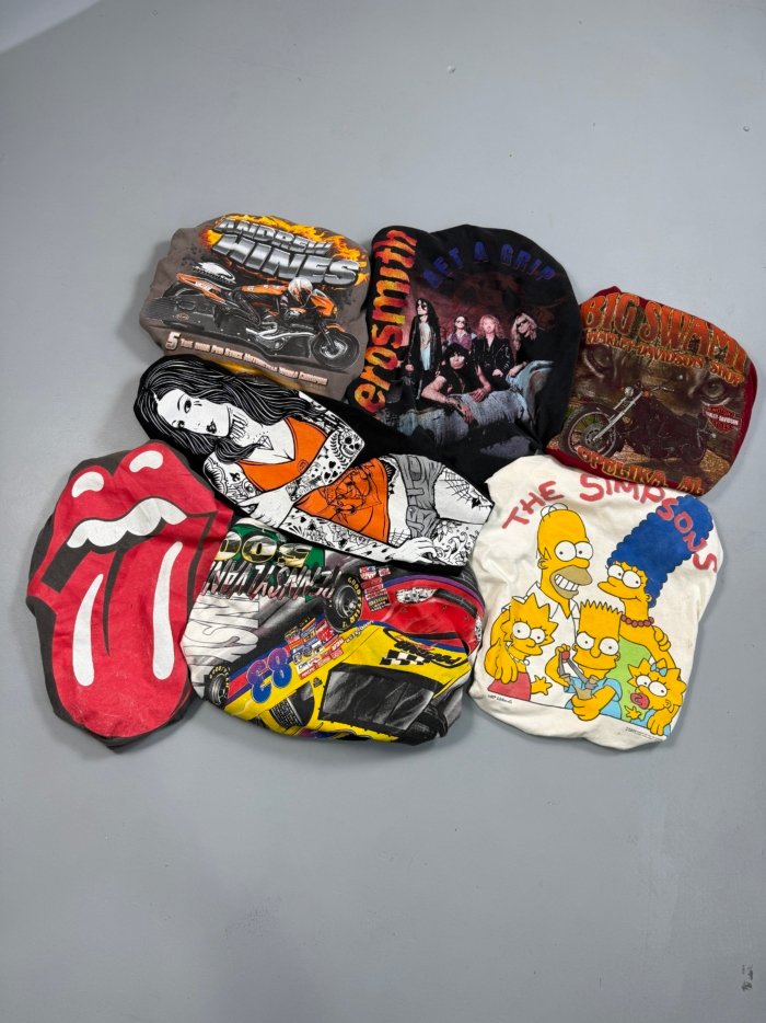 VINTAGE X BUNDLE 0f 7 X TEES - Image 2