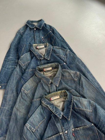 vintage bundle of 10 levis engineer denim jacket