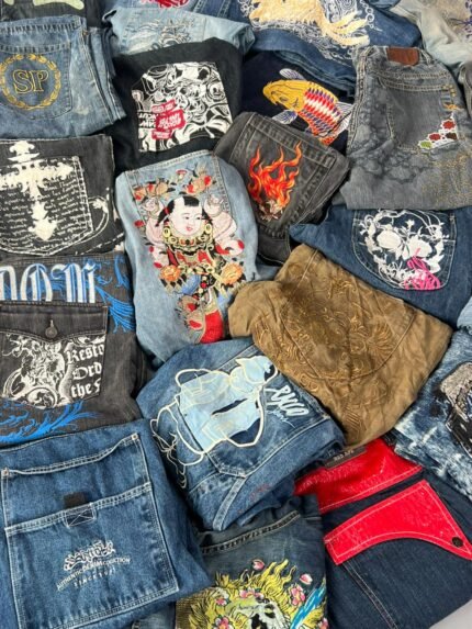 BUNDLE OF 20 VINTAGE HIP HOP EMBROIDERED DENIMS